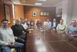 Reunión de la alcaldesa de Calp con representantes de Vialterra